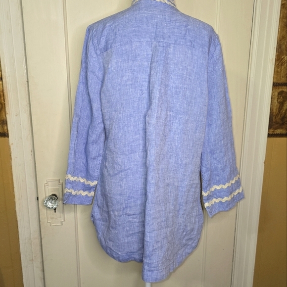 Chicos Linen Embrioderd Tunic Top Blue with White Accents Size 0.5 (6) - Picture 7 of 10